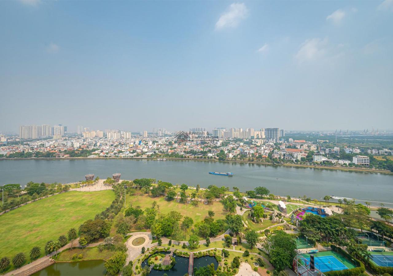 The Vinhomes Central Park Apartments - The Buildings Surrounding Landmark 81 Ho Si Minh-város Kültér fotó