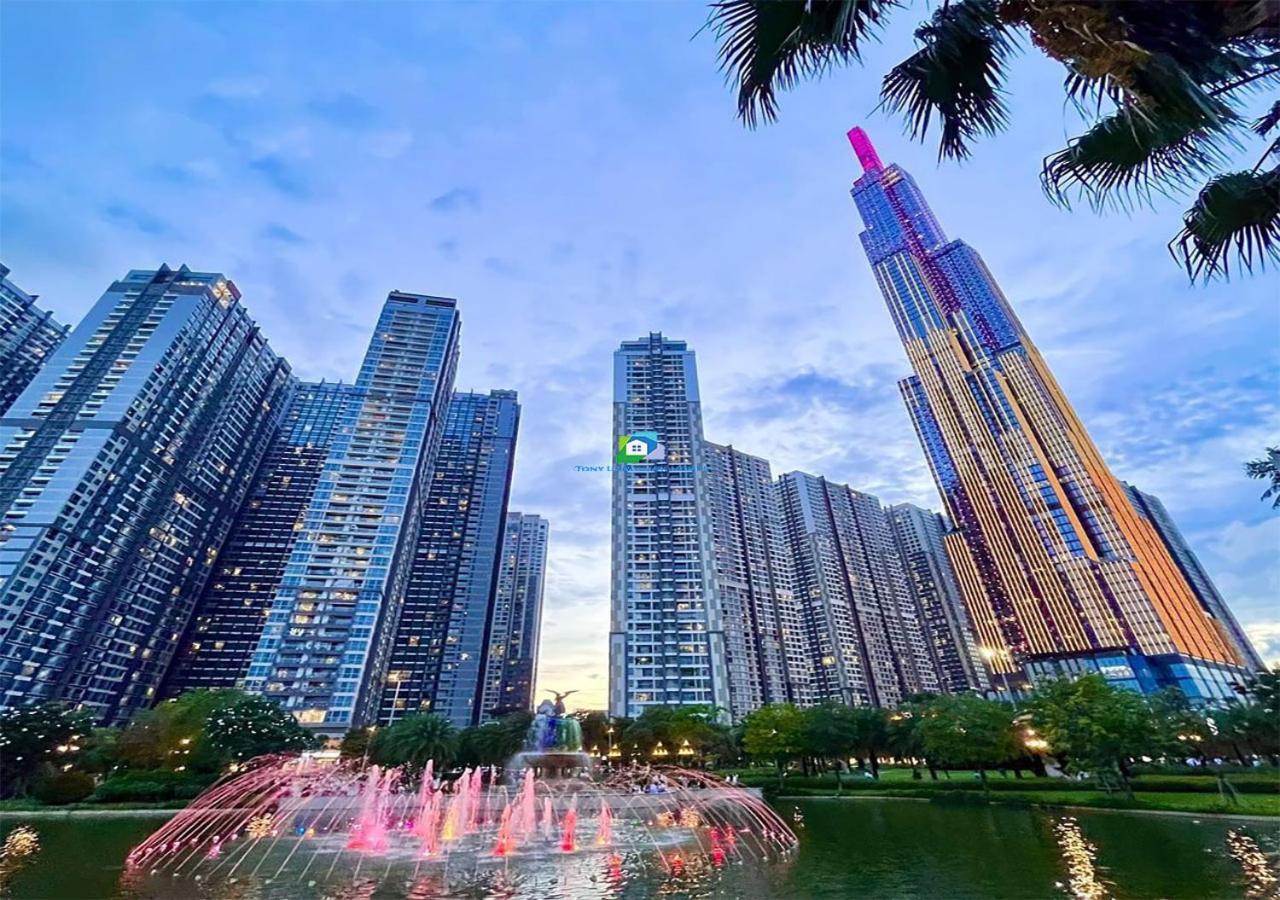 The Vinhomes Central Park Apartments - The Buildings Surrounding Landmark 81 Ho Si Minh-város Kültér fotó